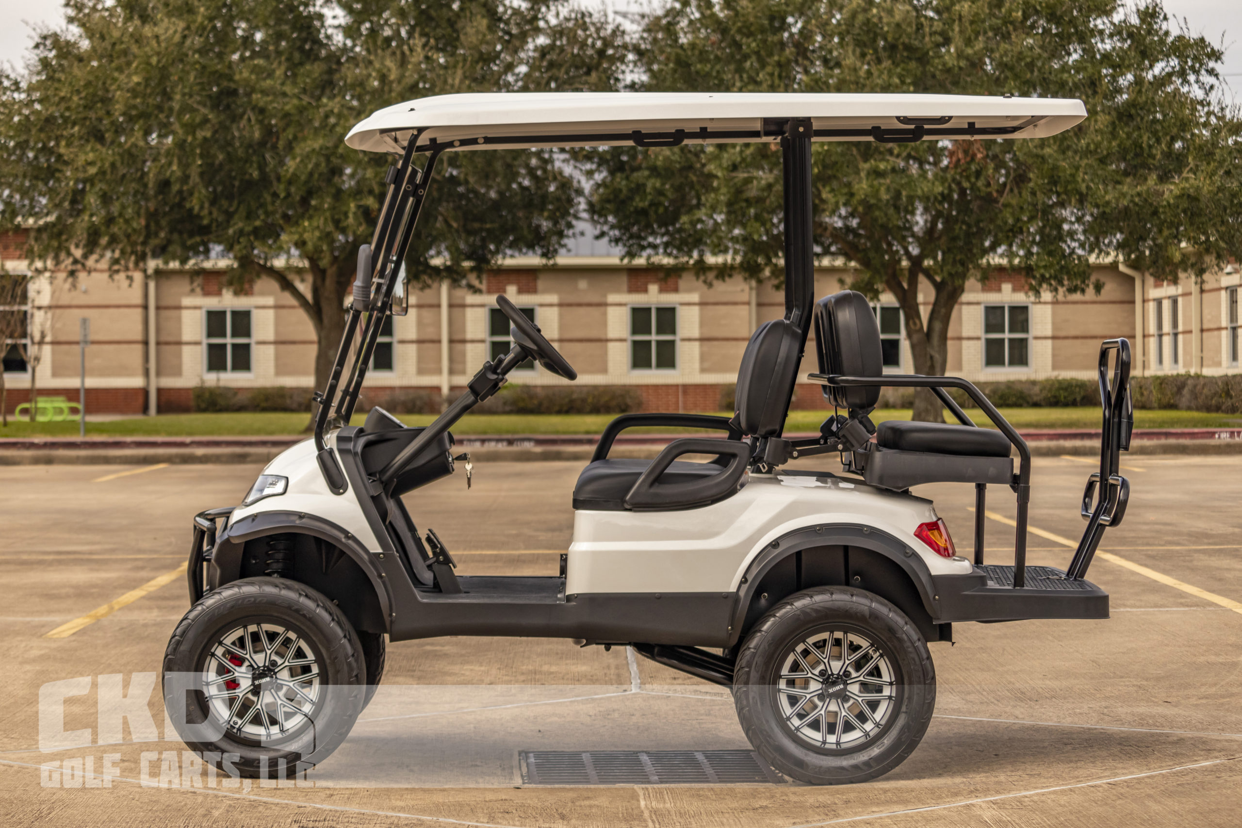 White Advanced Ev Lithium Ckd S Golf Carts