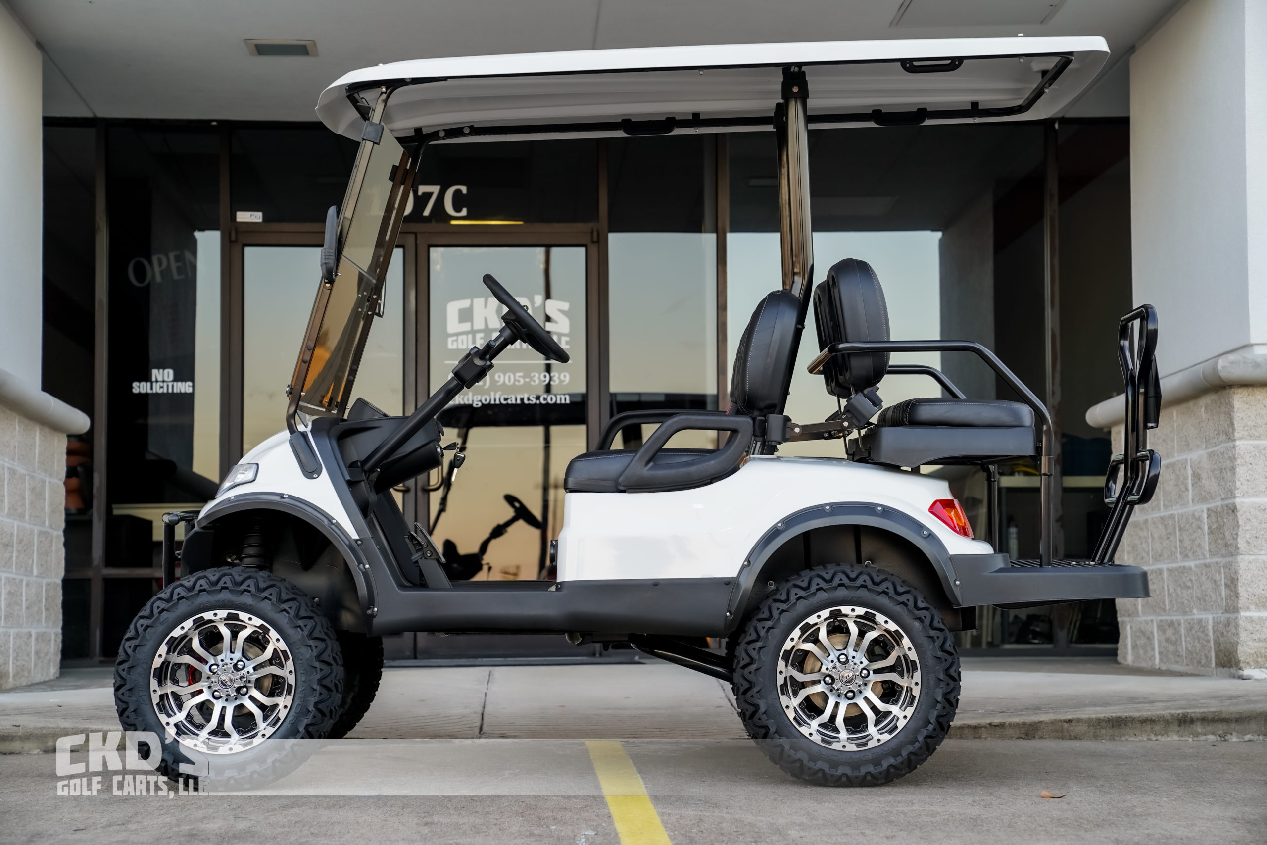2022 Glacier White Advanced EV CKD's Golf Carts